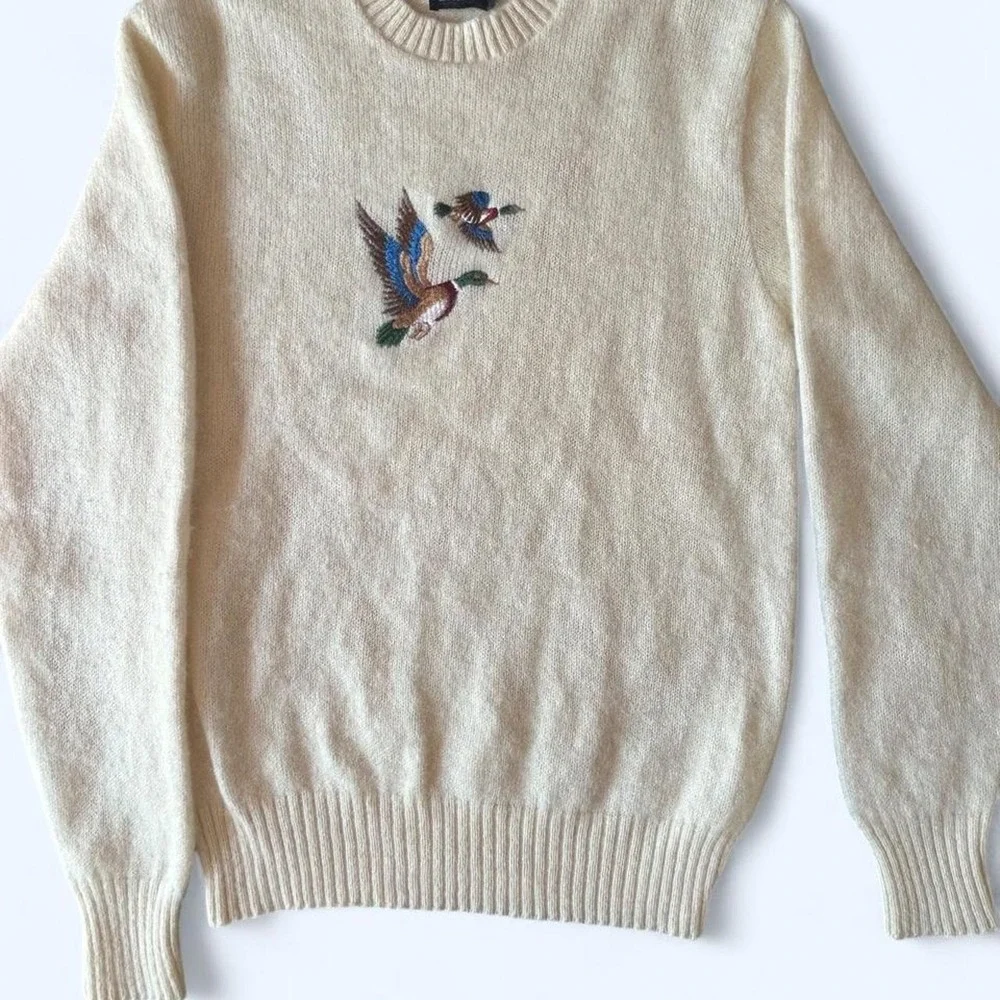Grandpacore wool ivory embroidered duck vintage Robert Bruce sweater S medium